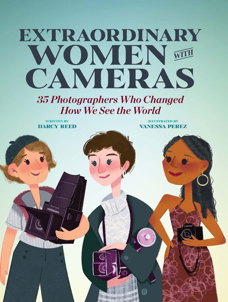 Extraordinary Women with Cameras Review